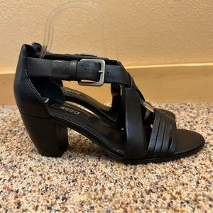 Ecco Women's Black Cross Strapped Leather Heeled Sandals Size 37 Buckle Closure